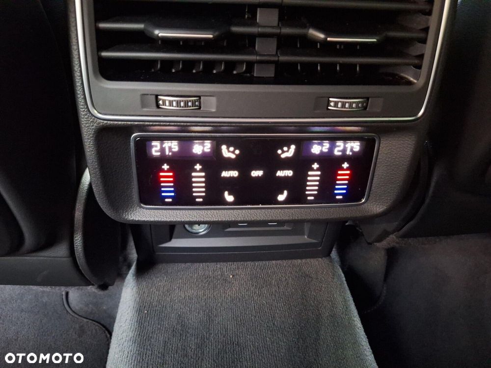Audi Q7 55 TFSI mHEV Quattro S Line Tiptr - 13