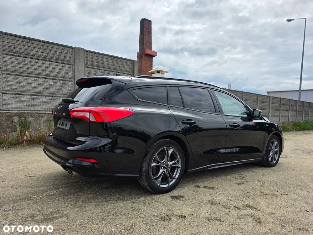 Ford Focus 1.0 EcoBoost STart-Stopp-System ST-LINE X - 29
