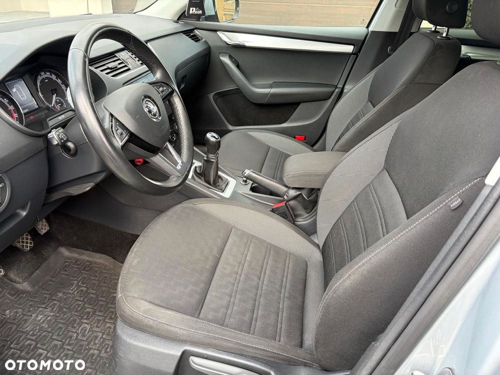 Skoda Octavia 2.0 TDI SCR Style - 24
