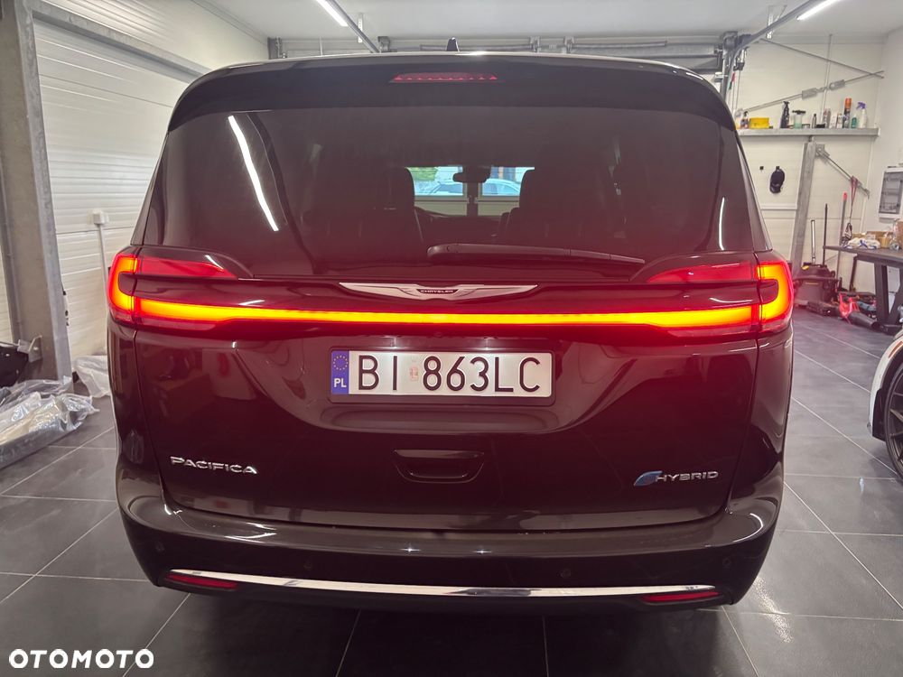 Chrysler Pacifica - 3