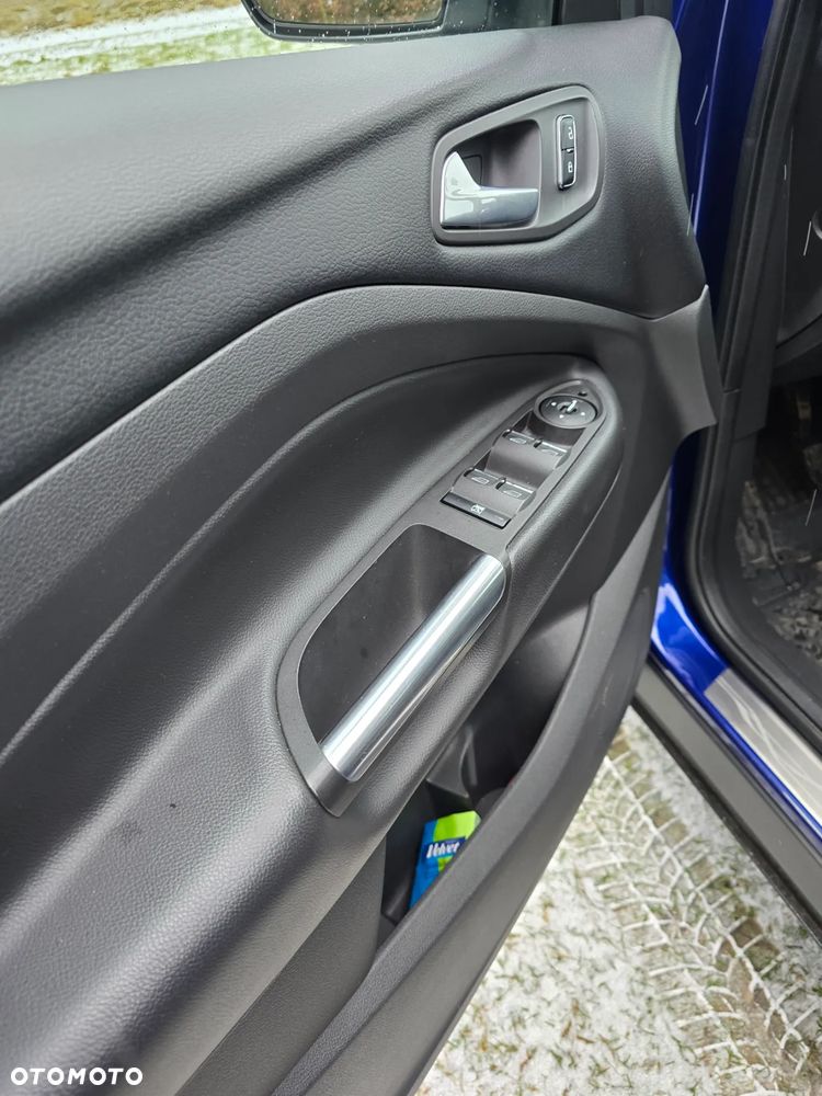 Ford Kuga 2.0 TDCi 4WD Titanium - 19