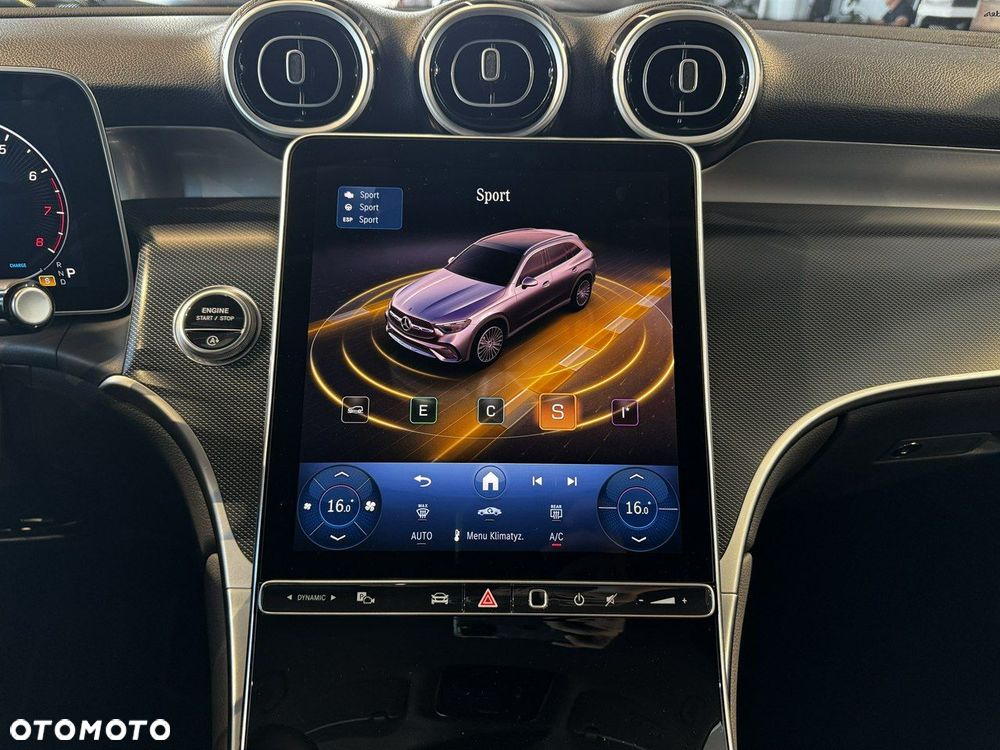 Mercedes-Benz GLC - 29