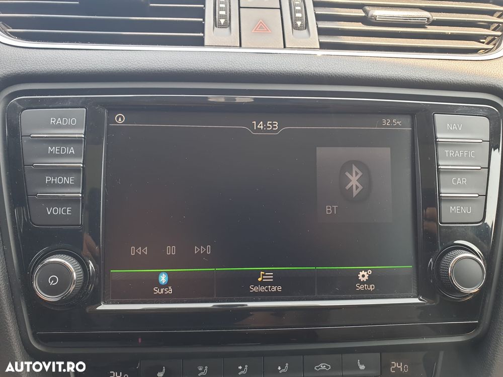 Skoda Octavia 1.6 TDI DSG Style - 23