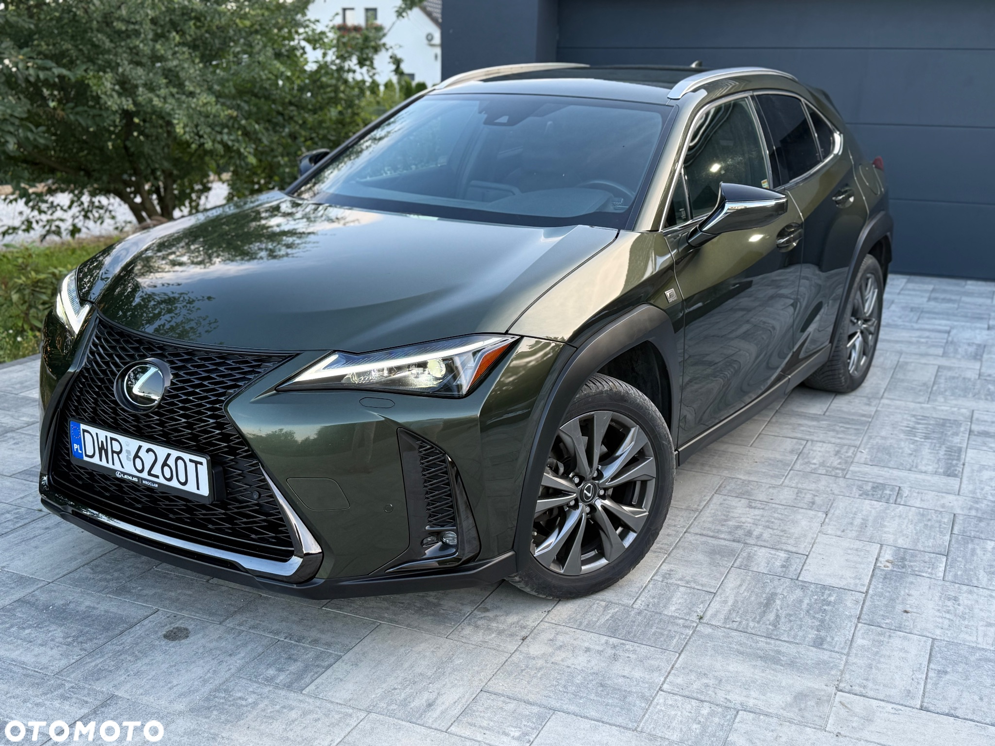 Lexus UX - 17