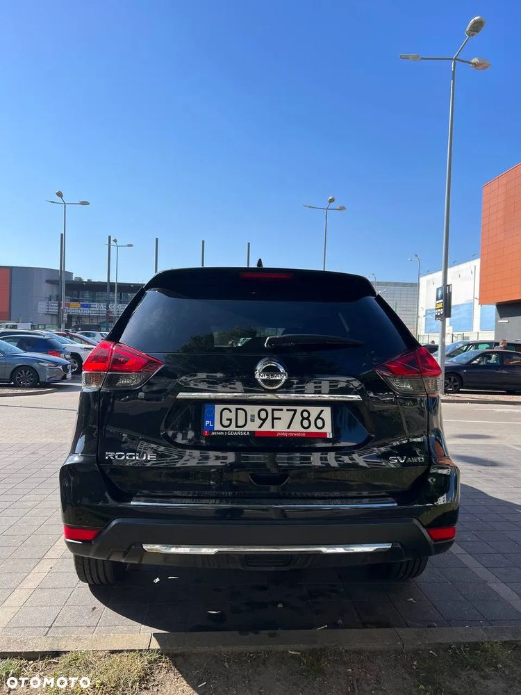 Nissan Rogue - 2