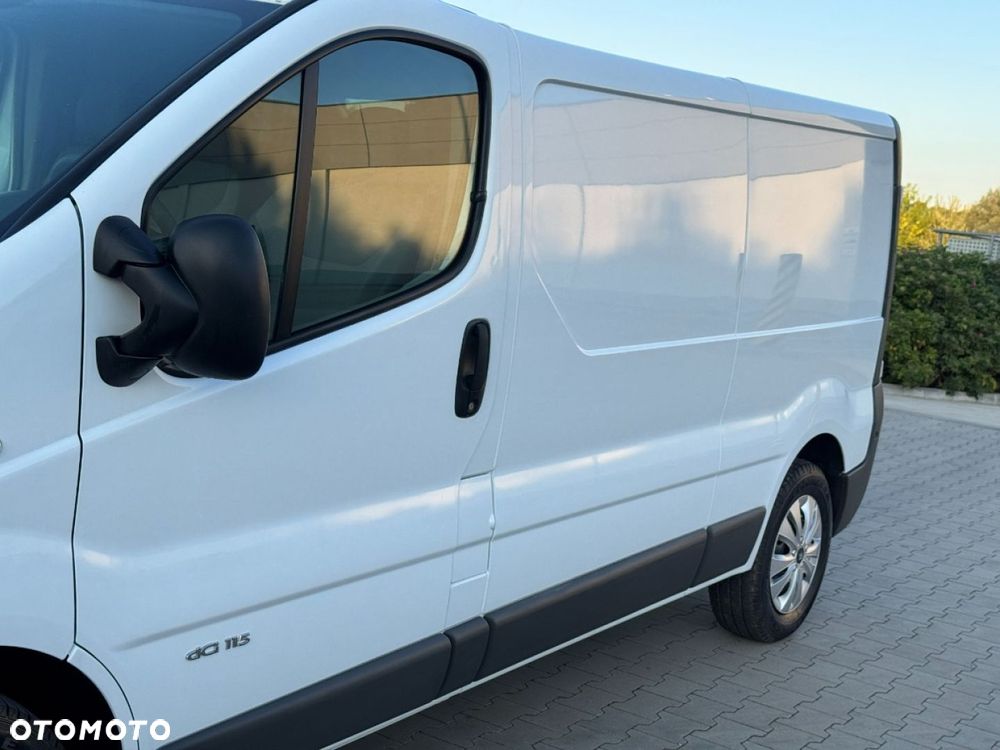 Renault Trafic - 23