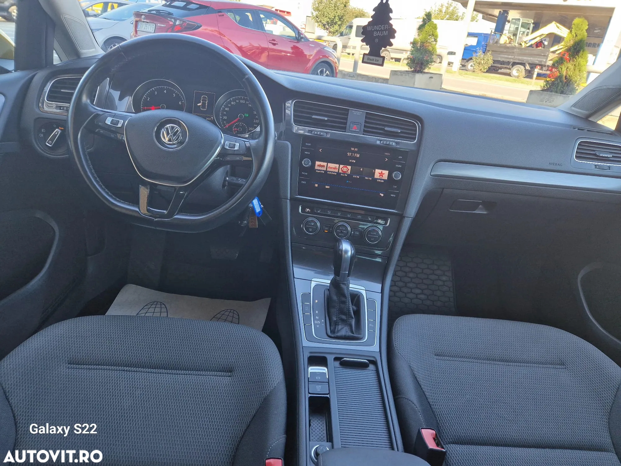 Volkswagen Golf 1.0 TSI DSG Comfortline - 10