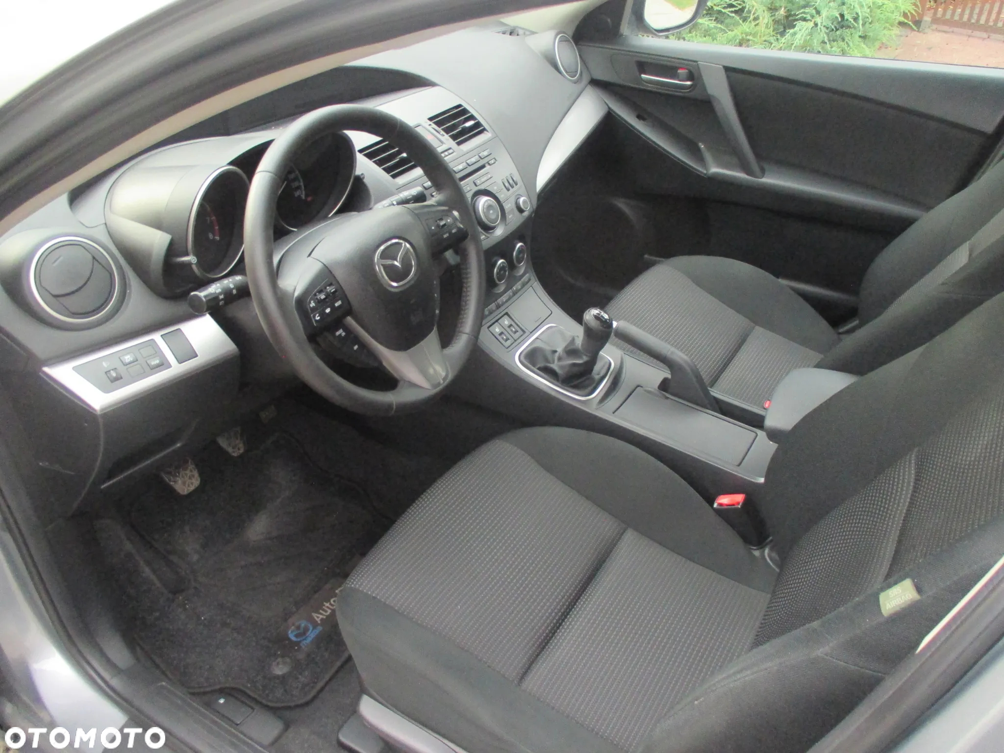 Mazda 3 1.6 Exclusive - 9