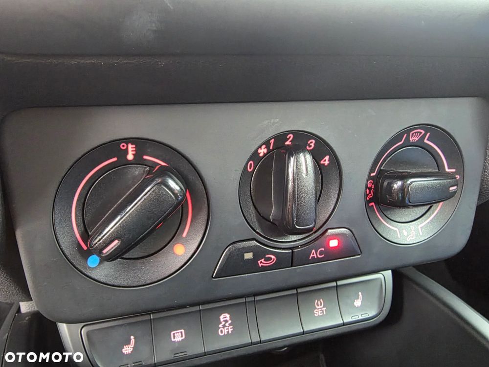 Audi A1 Sportback 1.6 TDI Attraction - 16