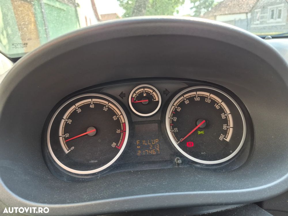 Opel Corsa - 10