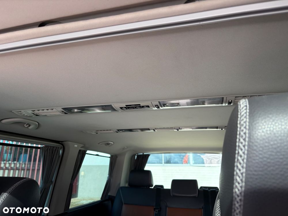 Volkswagen Multivan - 9