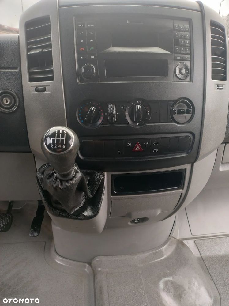 Volkswagen Crafter - 21