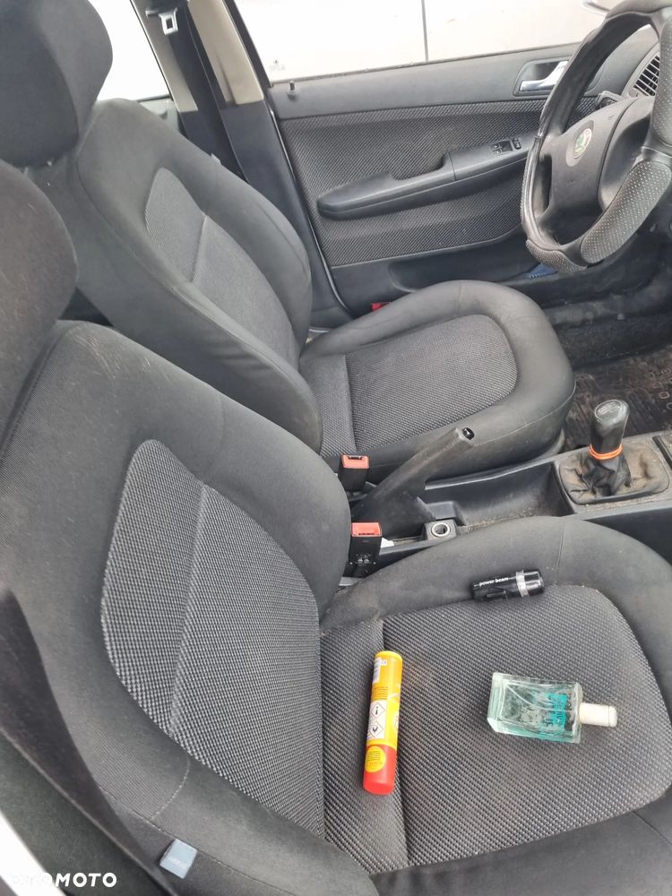 Skoda Fabia 1 lift kombi 1.4 tdi BNV skrzynia JCZ lakier 9156 na części - 6