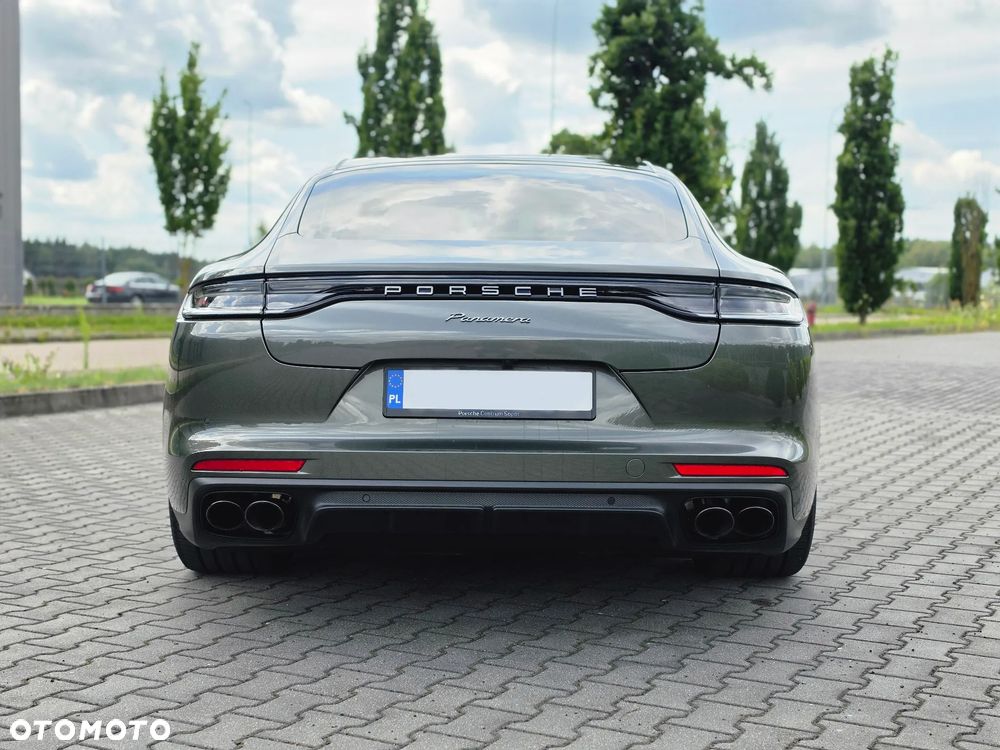 Porsche Panamera 4 Platinum Edition - 18