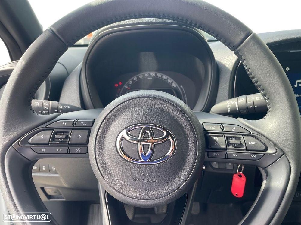 Toyota Aygo X - 18