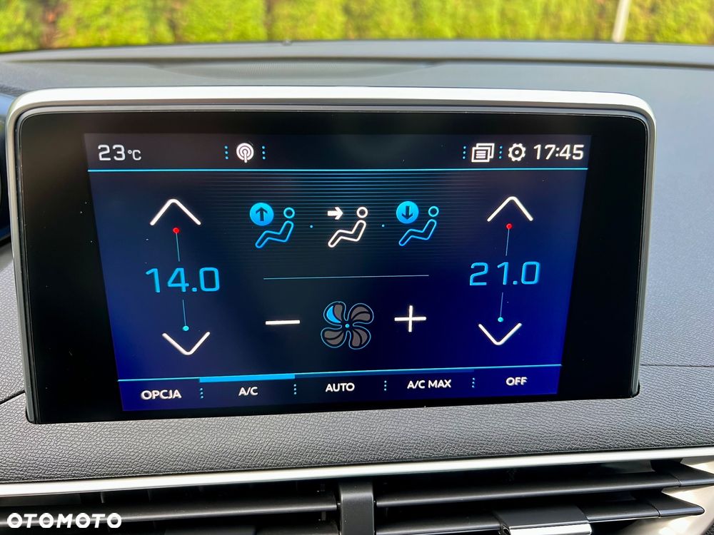 Peugeot 5008 1.5 BlueHDI Allure S&S - 36