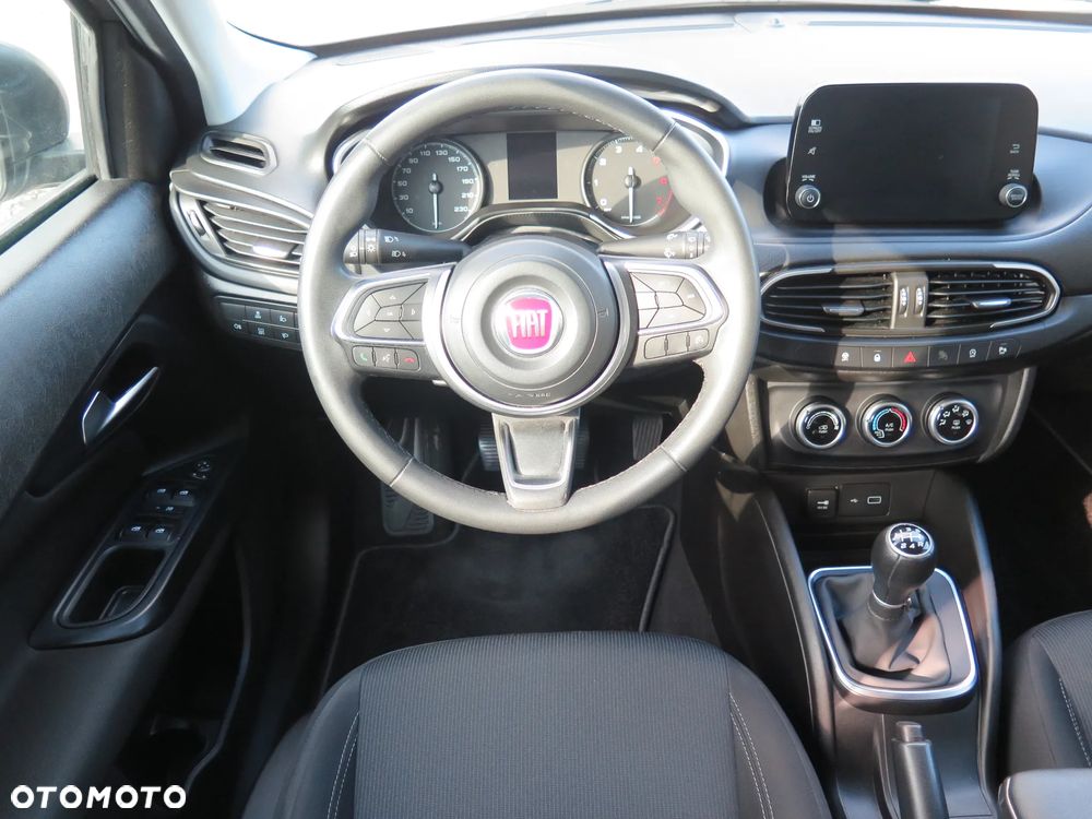 Fiat Tipo 1.3 MultiJet 16v Lounge - 17