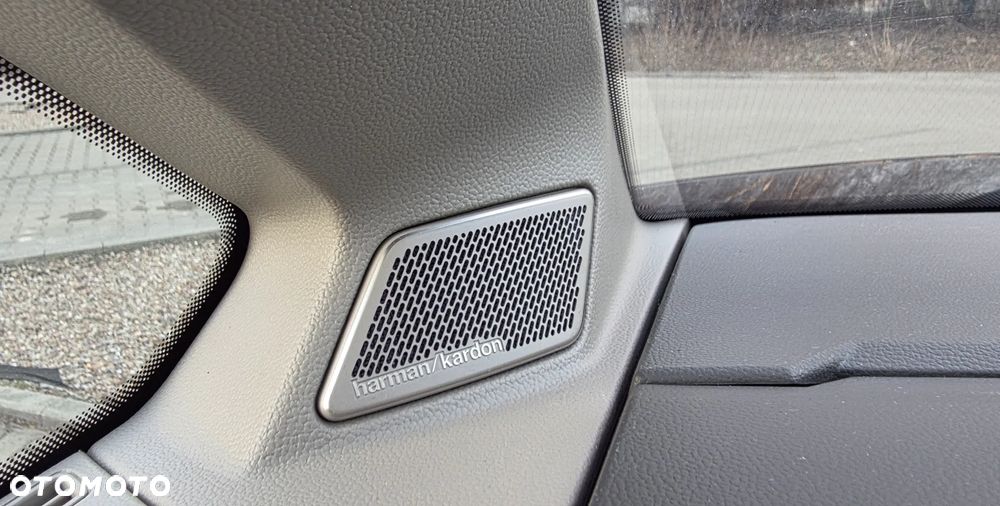 Volkswagen Multivan 2.0 TSI L2 Life DSG - 17