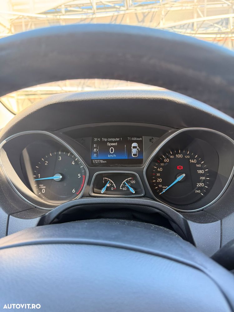 Ford Focus 1.5 TDCi Trend - 11
