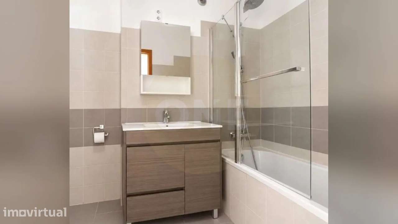 T3 MONTE DA CAPARICA 93M2 ,UNIVERSIDADE |COMBOIO, METRO, PRAIAS - Grande imagem: 4/8