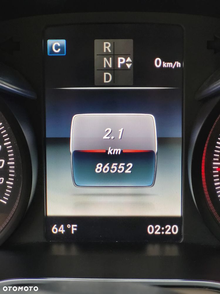 Mercedes-Benz Klasa C 300 9G-TRONIC - 12