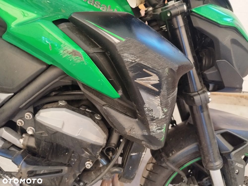 Kawasaki Z 900 - 10