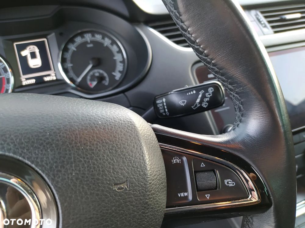 Skoda Octavia 1.6 TDI Ambition - 9