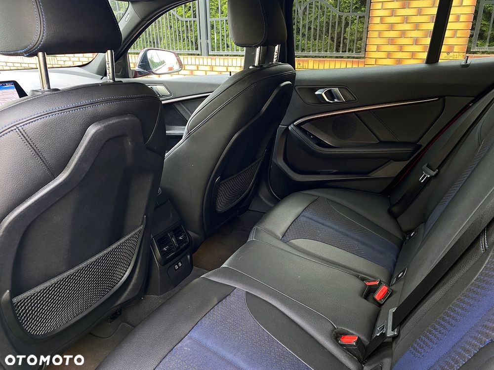 BMW Seria 1 118d M Sport Shadow - 9