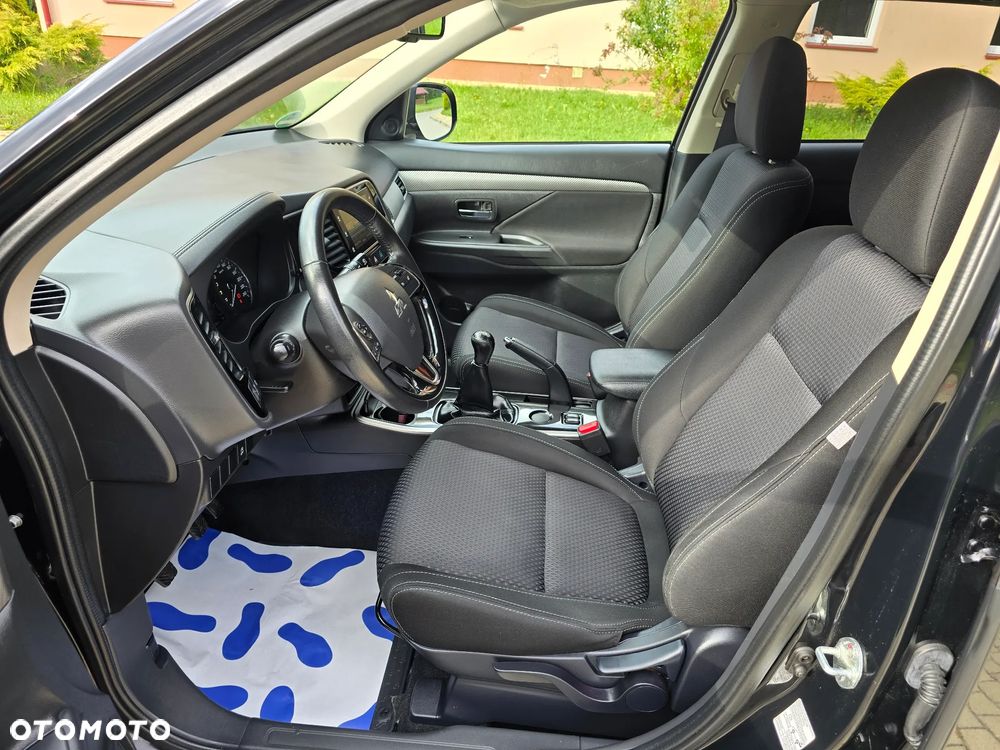 Mitsubishi Outlander 2.0 2WD Edition - 19