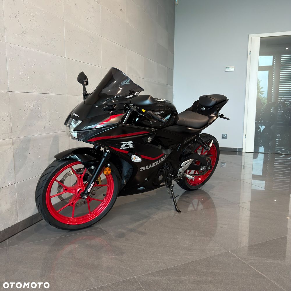 Suzuki GSX-R - 7