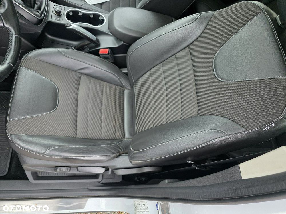 Ford Kuga 2.0 TDCi 4WD Titanium - 20