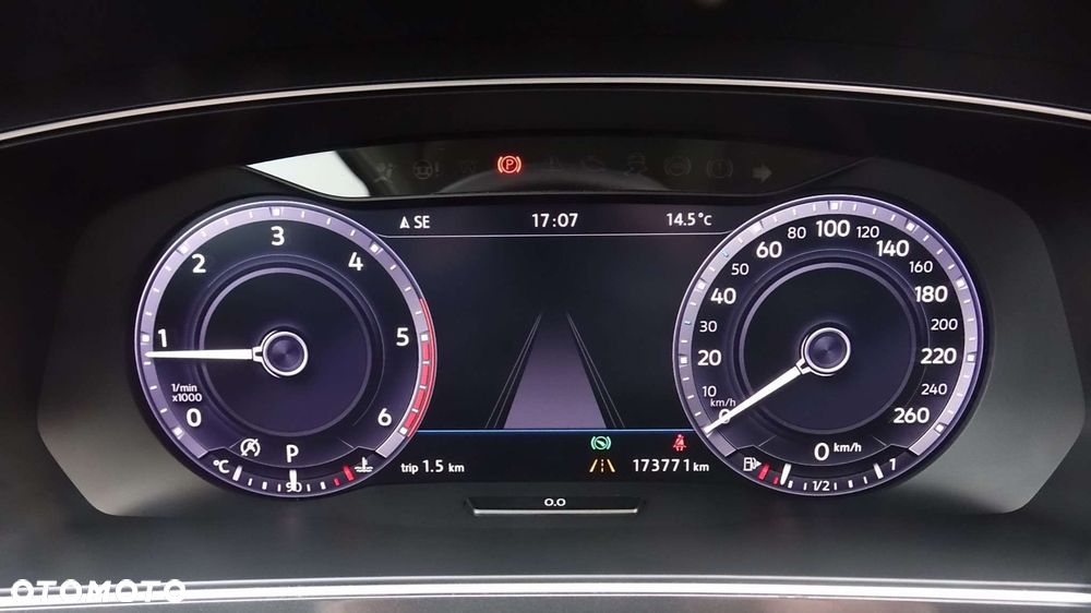 Volkswagen Tiguan - 34