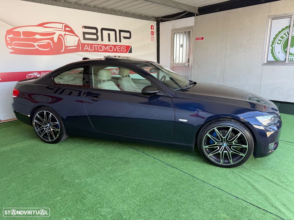 BMW 320 d Coupe Auto - 4