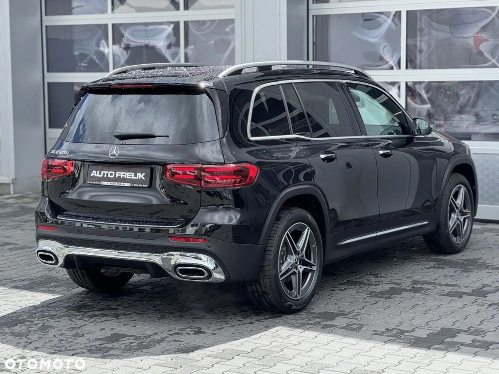 Mercedes-Benz GLB 200 AMG Line 7G-DCT - 9
