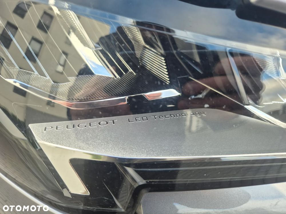 Peugeot 3008 225 e-EAT8 Allure Pack - 13