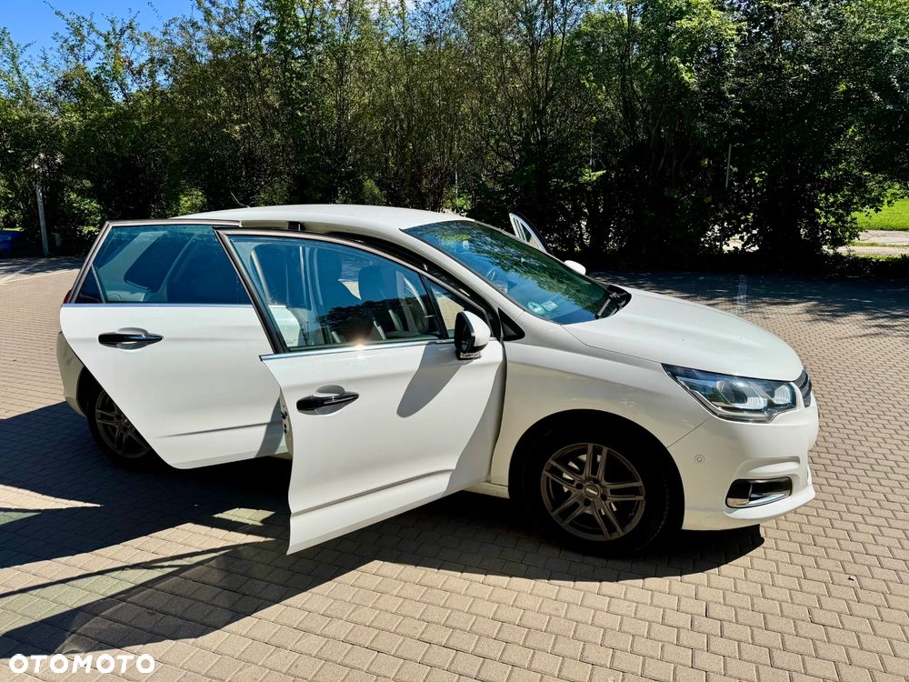 Citroën C4 PureTech 130 Stop&Start SHINE - 13