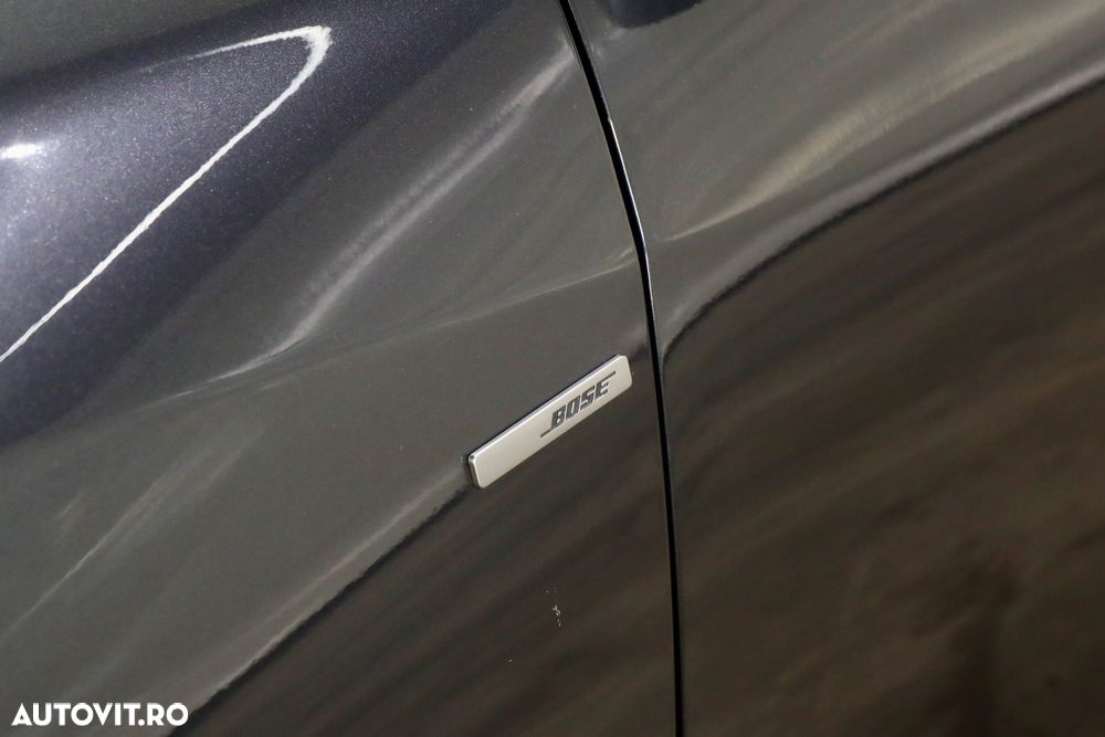 Renault Megane ENERGY dCi 110 Start & Stop Bose Edition - 27