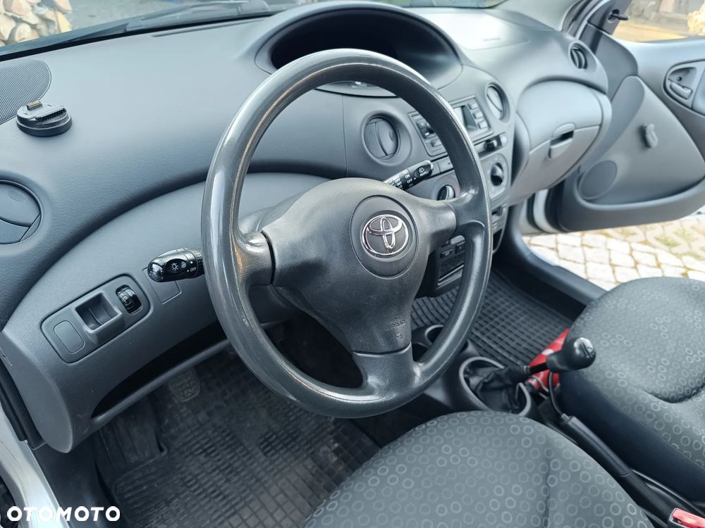 Toyota Yaris 1.4 D-4D Edition - 8