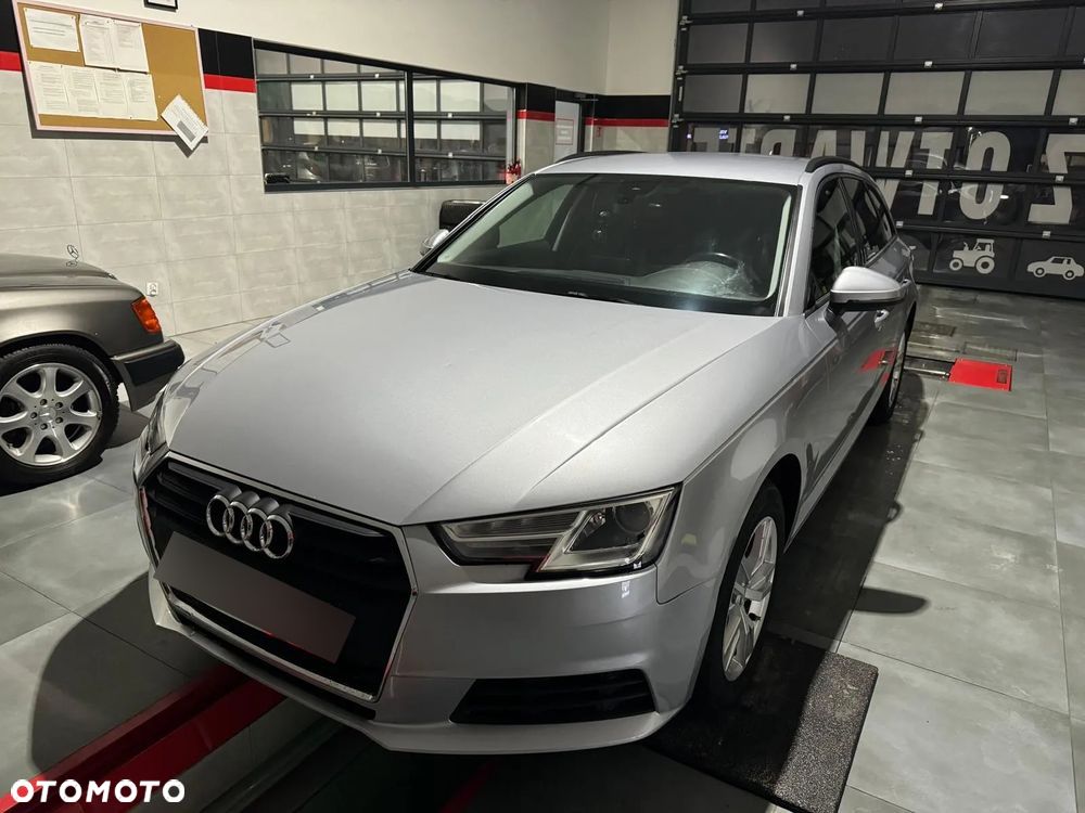 Audi A4 ver-avant-2-0-tdi-dpf-s-line-sportpaket - 1