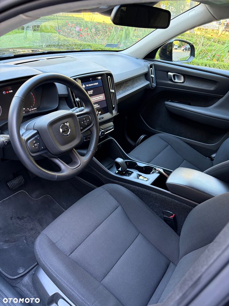 Volvo XC 40 T3 Momentum Core - 12