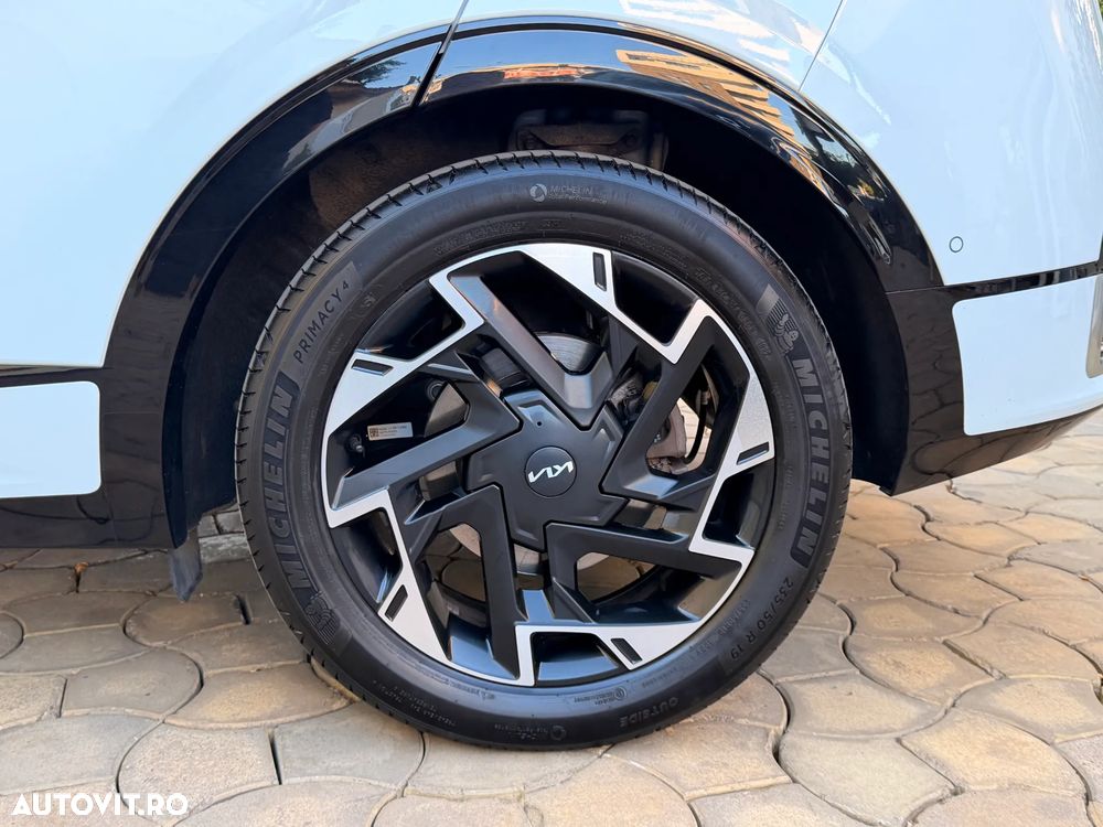 Kia Sportage 1.6 T-GDI PHEV 6AT 4x4 GT Line - 24