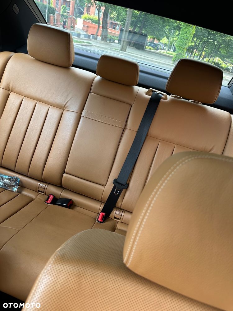 Mercedes-Benz Klasa E 500 BlueEFFICIENCY Avantgarde - 9
