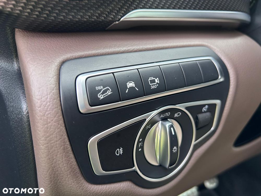 Mercedes-Benz Klasa V 300 d 4-Matic Exclusive 9G-Tronic (d³ugi) - 15