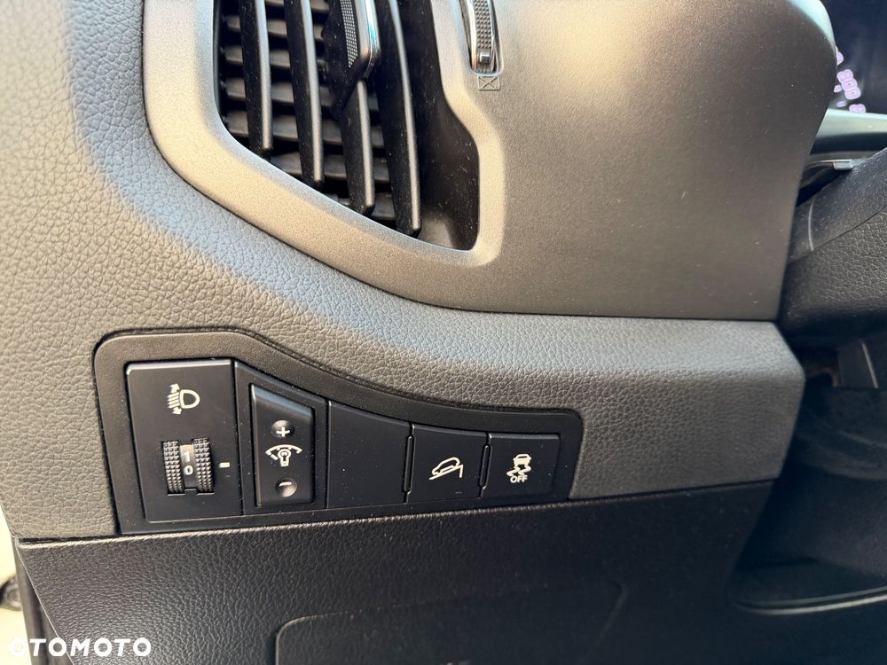 Kia Sportage 1.6 GDI Business Line L 2WD - 17