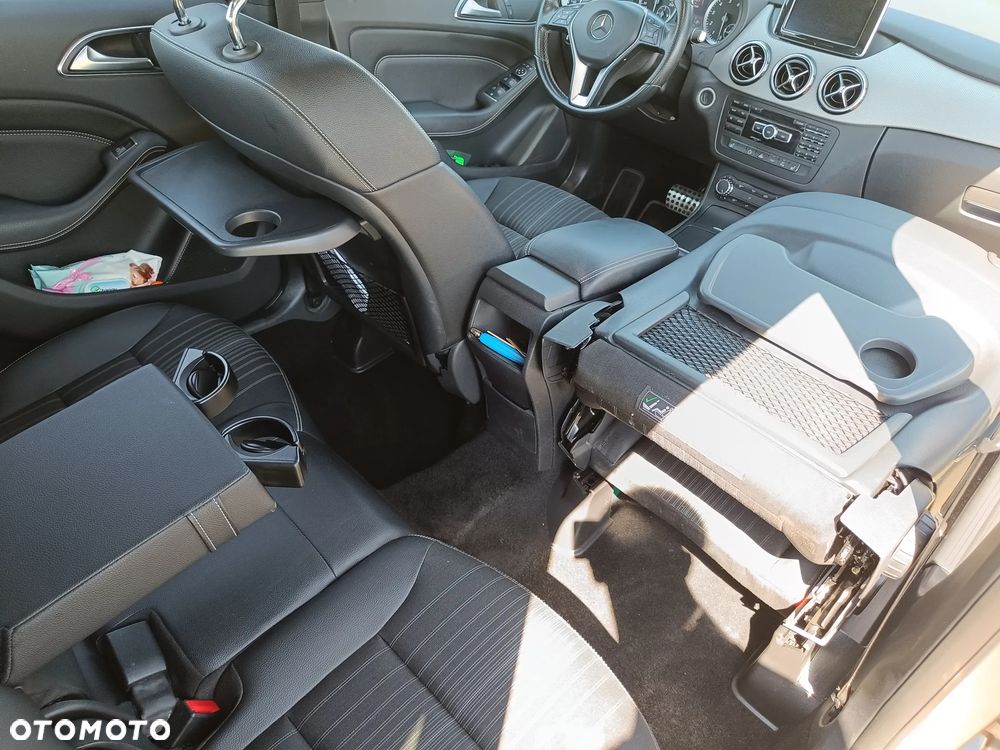Mercedes-Benz Klasa B 220 4Matic 7G-DCT - 16