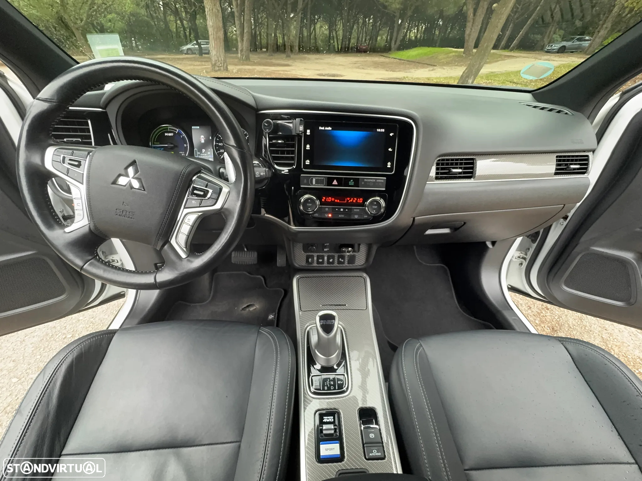 Mitsubishi Outlander - 8