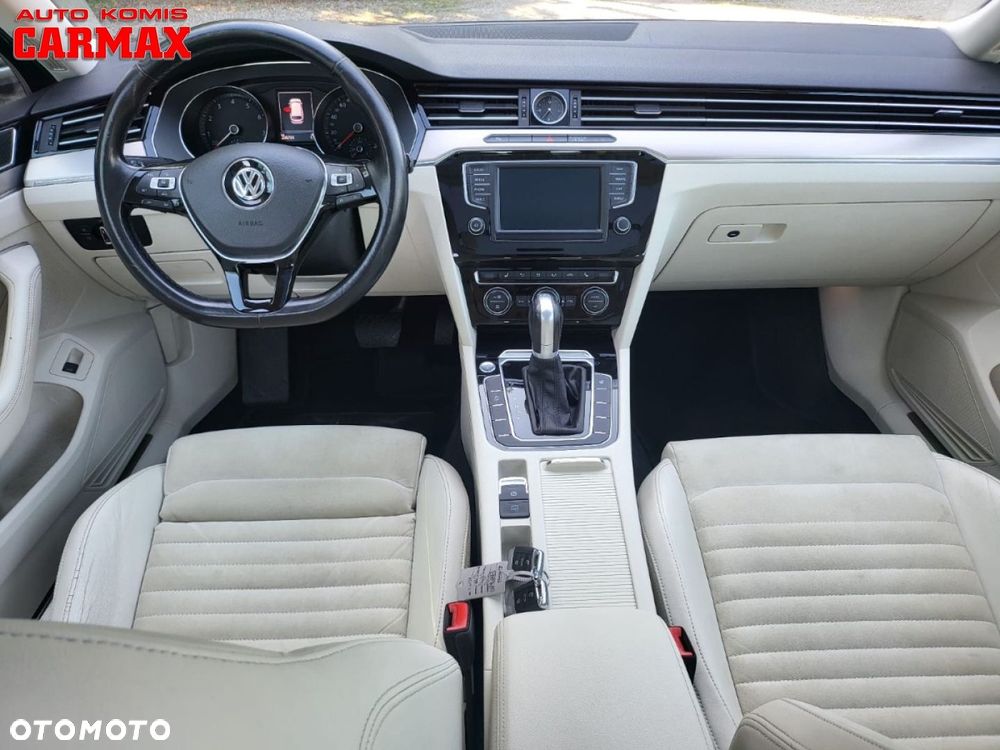Volkswagen Passat - 26