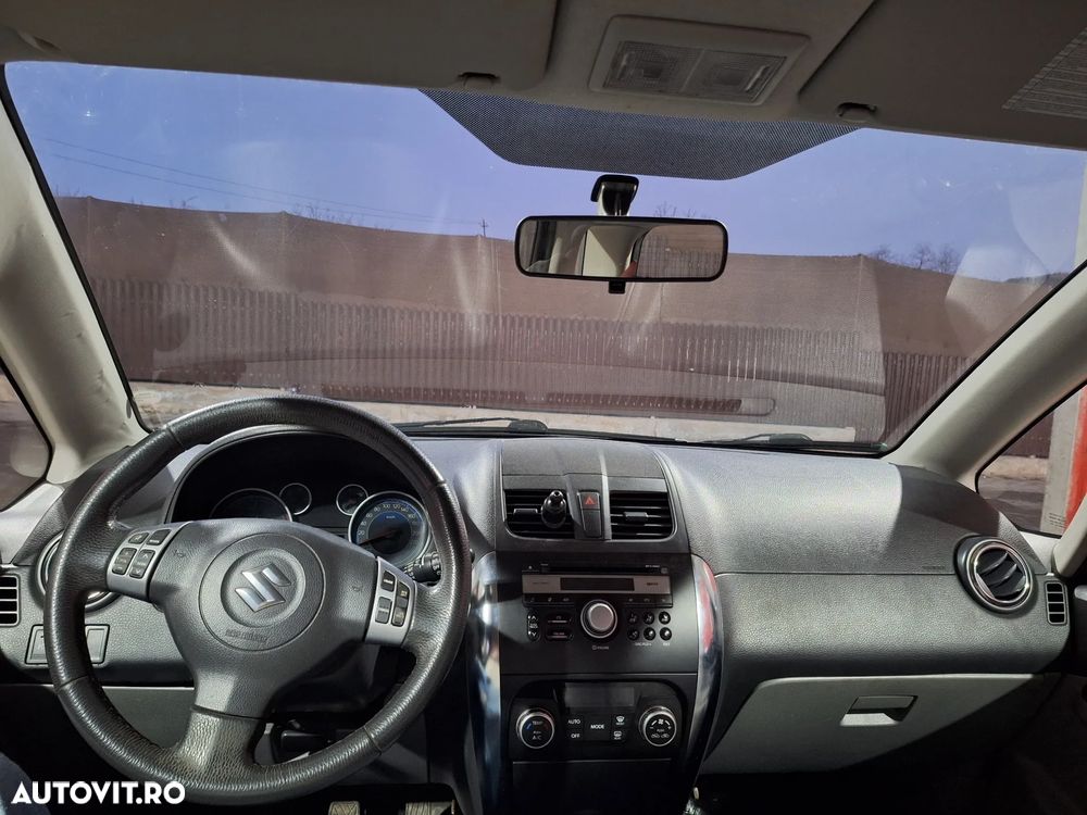 Suzuki SX4 2.0 DDIS 4x2 Style - 7