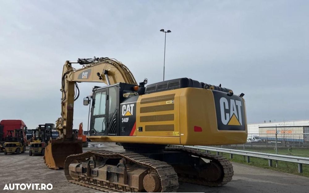 Caterpillar 340F Excavator - 7