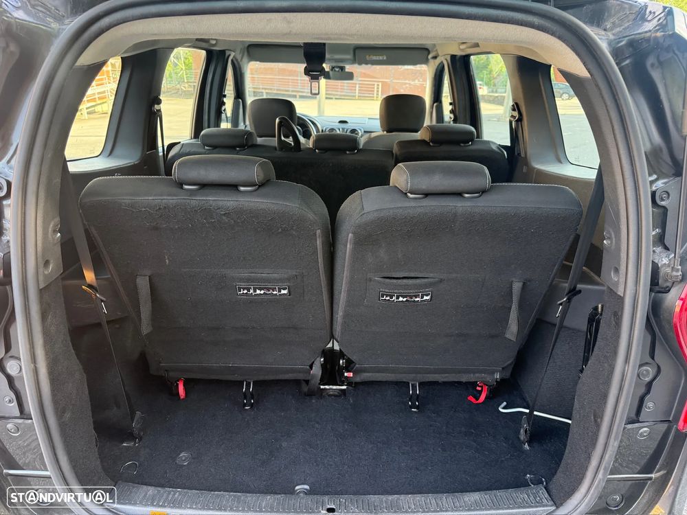 Dacia Lodgy 1.5 Blue dCi Stepway 7L - 14